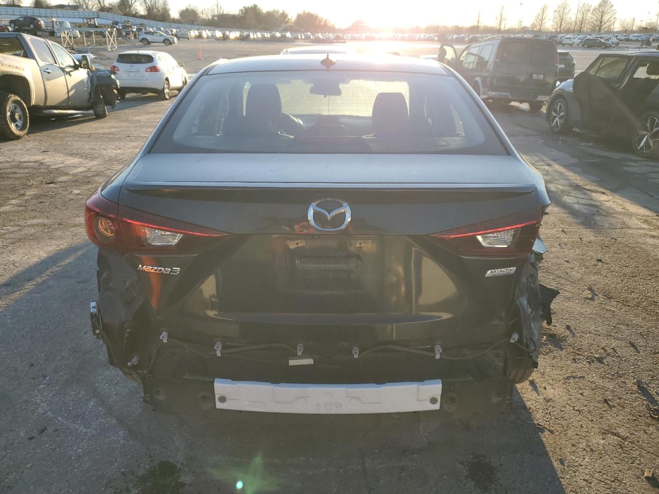 2014 Mazda 3 - Image 6