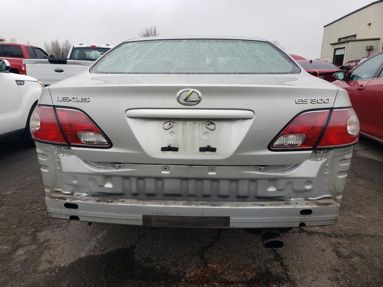 2003 Lexus ES - Image 6