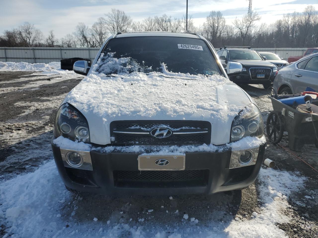 2005 Hyundai Tucson - Image 5