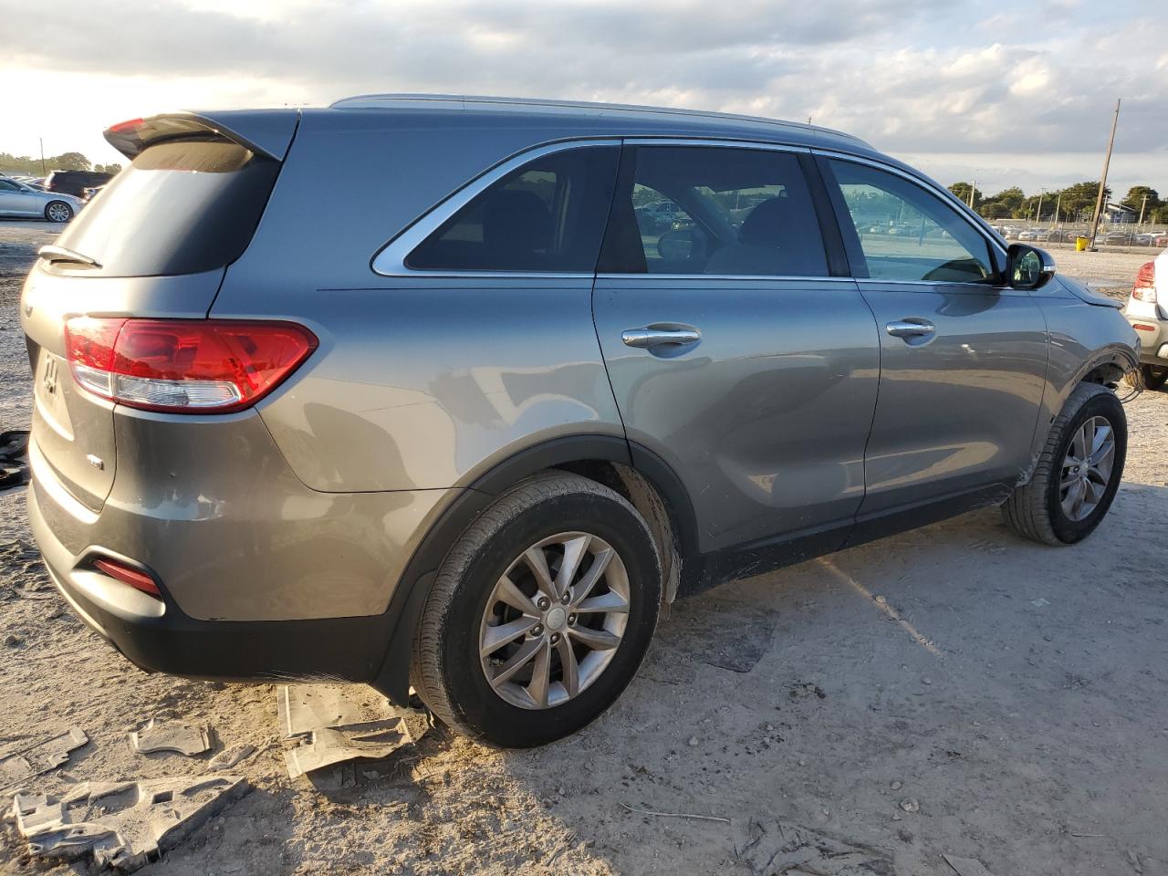 2018 Kia Sorento - Image 3