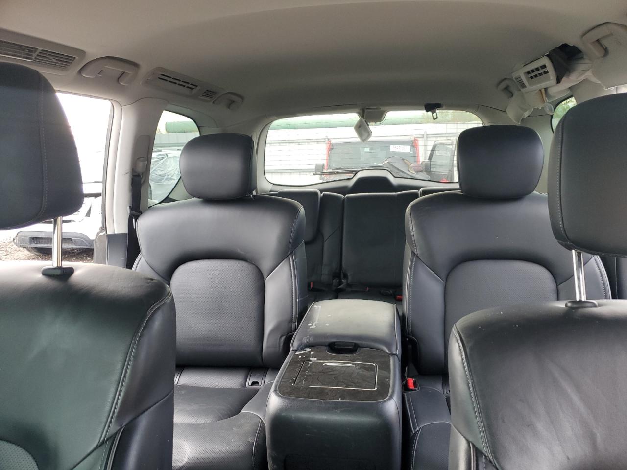 2021 Infiniti QX80 - Image 10