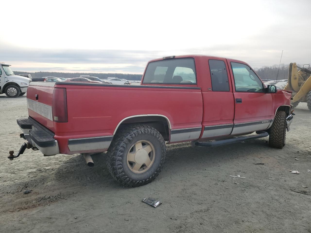 1996 Chevrolet GMT-400 - Image 3