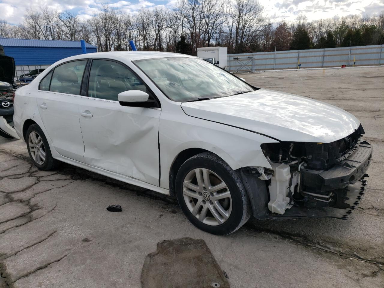 2017 Volkswagen Jetta - Image 4