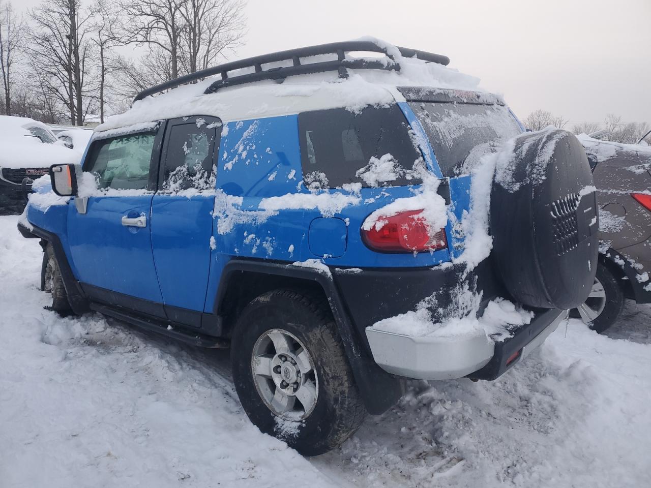 2008 Toyota FJ Cruiser - Image 2