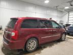 2016 Chrysler Town & Country Limited Platinum na sprzedaż w Des Moines, IA - Front End