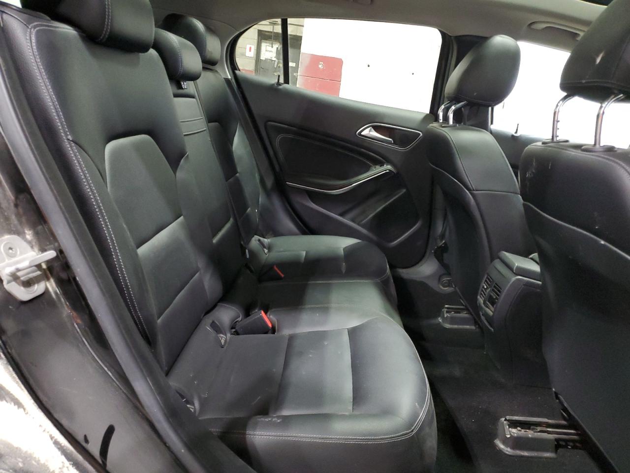 2015 Mercedes-Benz GLA-klasse - Image 11