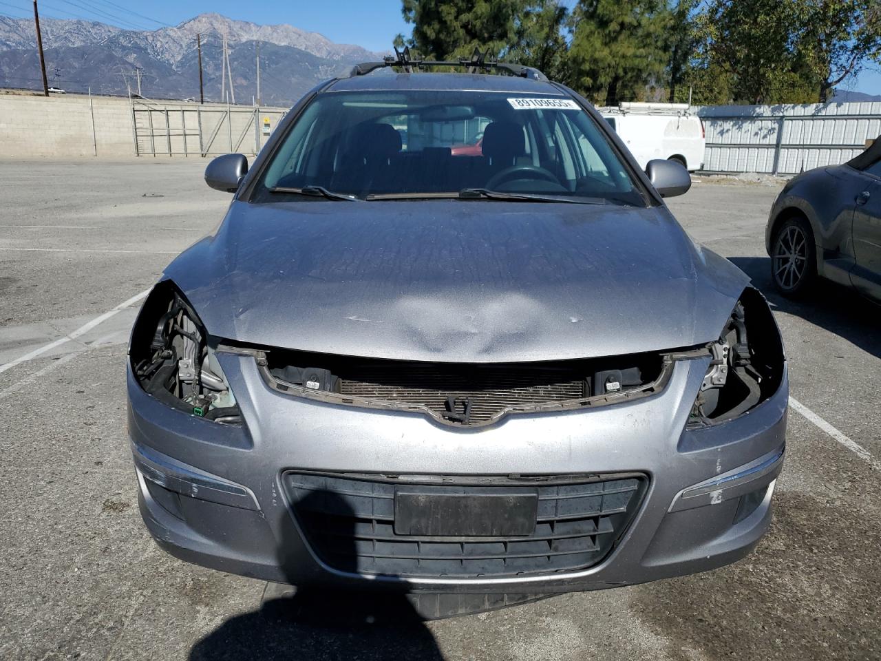 2012 Hyundai Elantra - Image 5