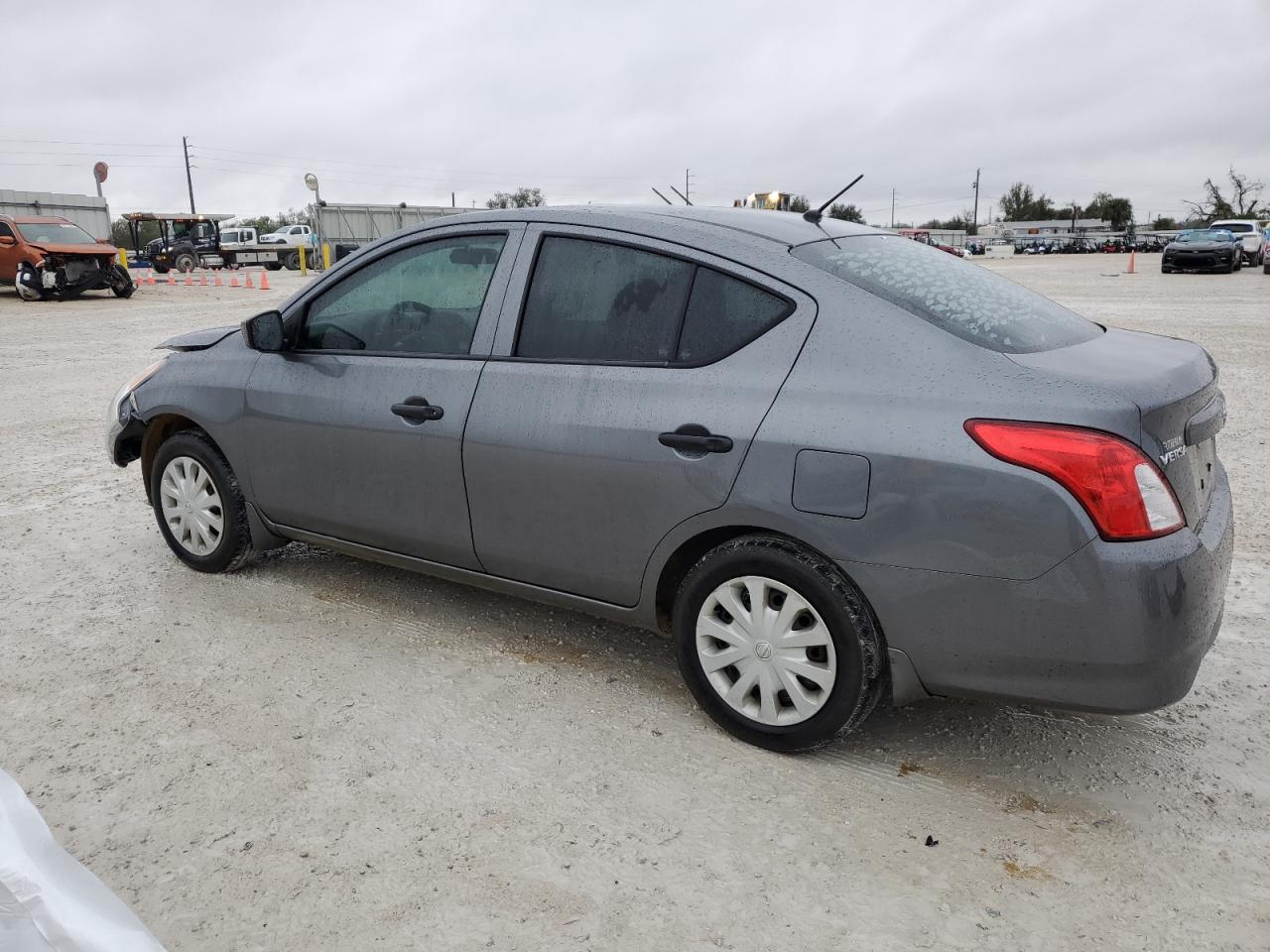 2018 Nissan Versa - Image 2