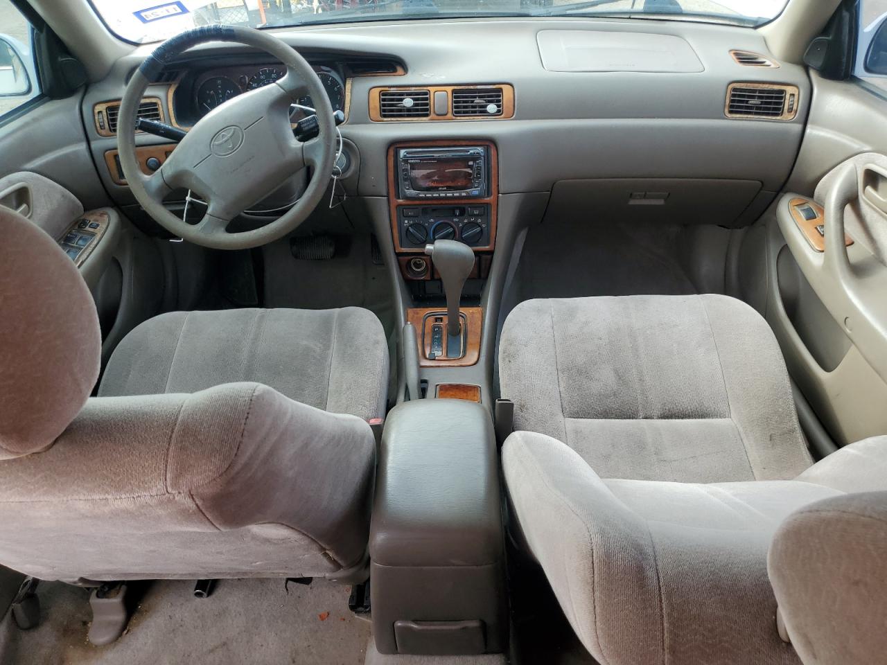 1997 Toyota Camry - Image 8
