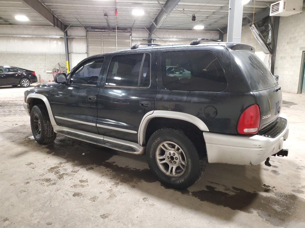 2003 Dodge Durango - Image 2