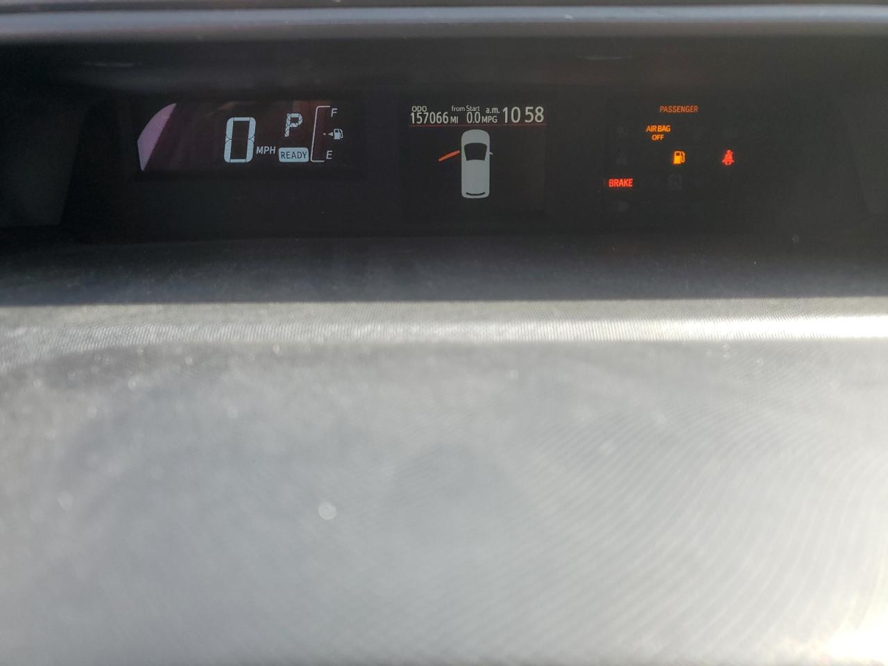 2015 Toyota Prius - Image 9
