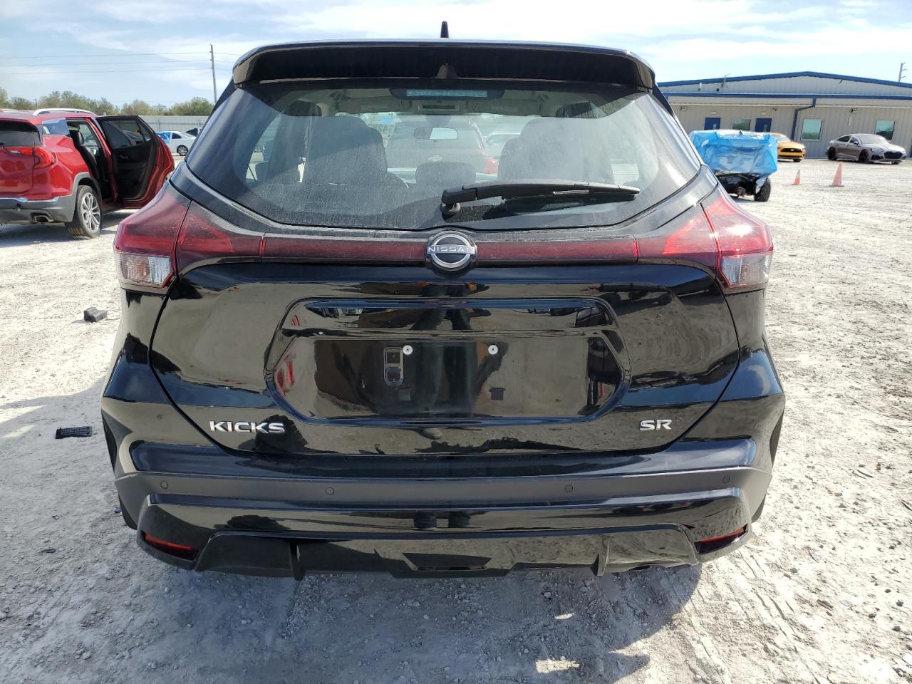2022 Nissan Kicks - Image 6