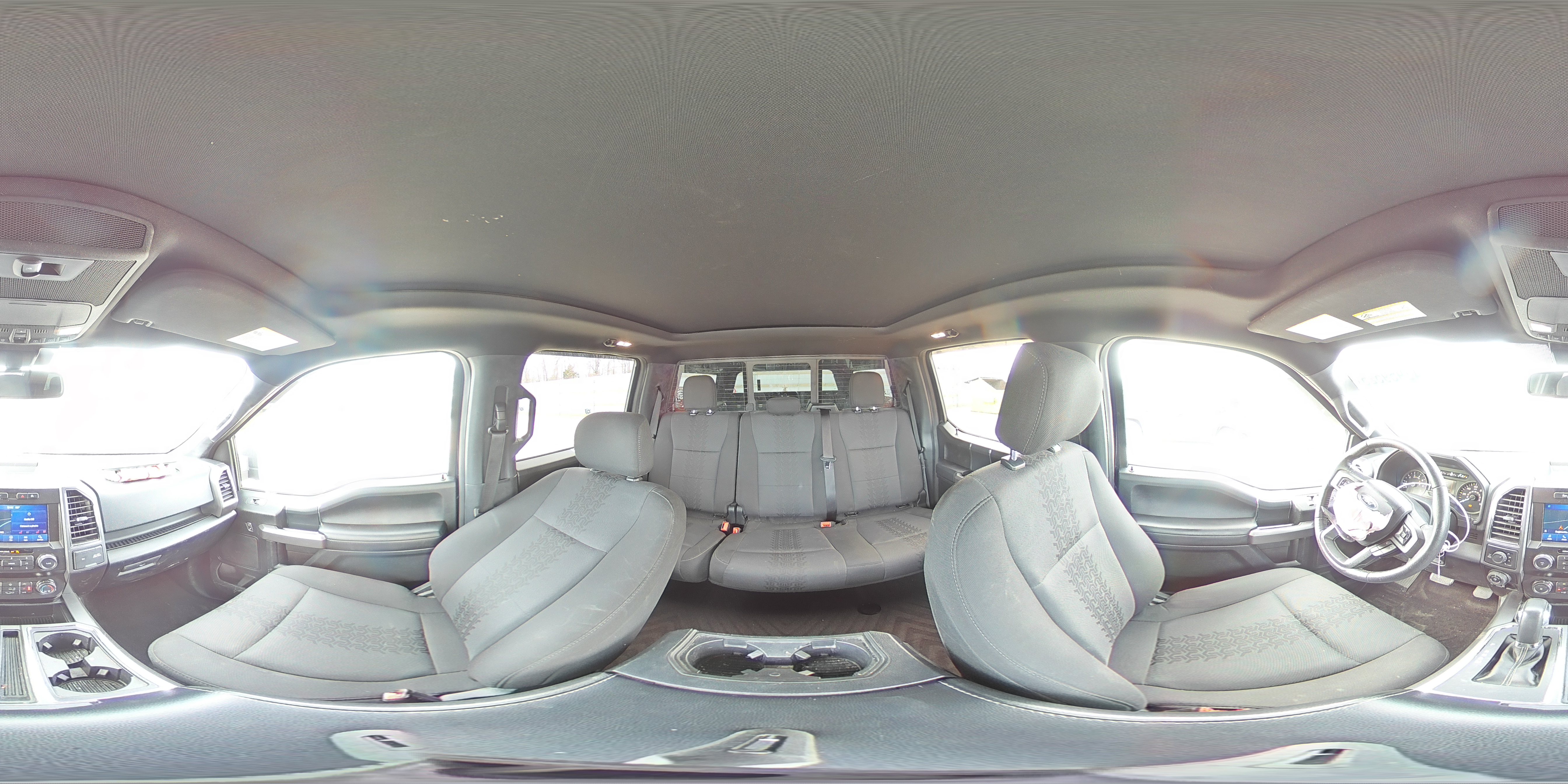 2019 Ford F-150 - Image 12