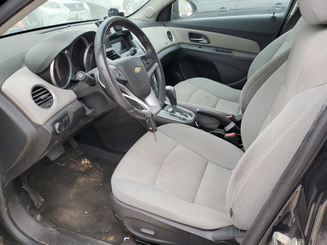 2013 Chevrolet Cruze - Image 7