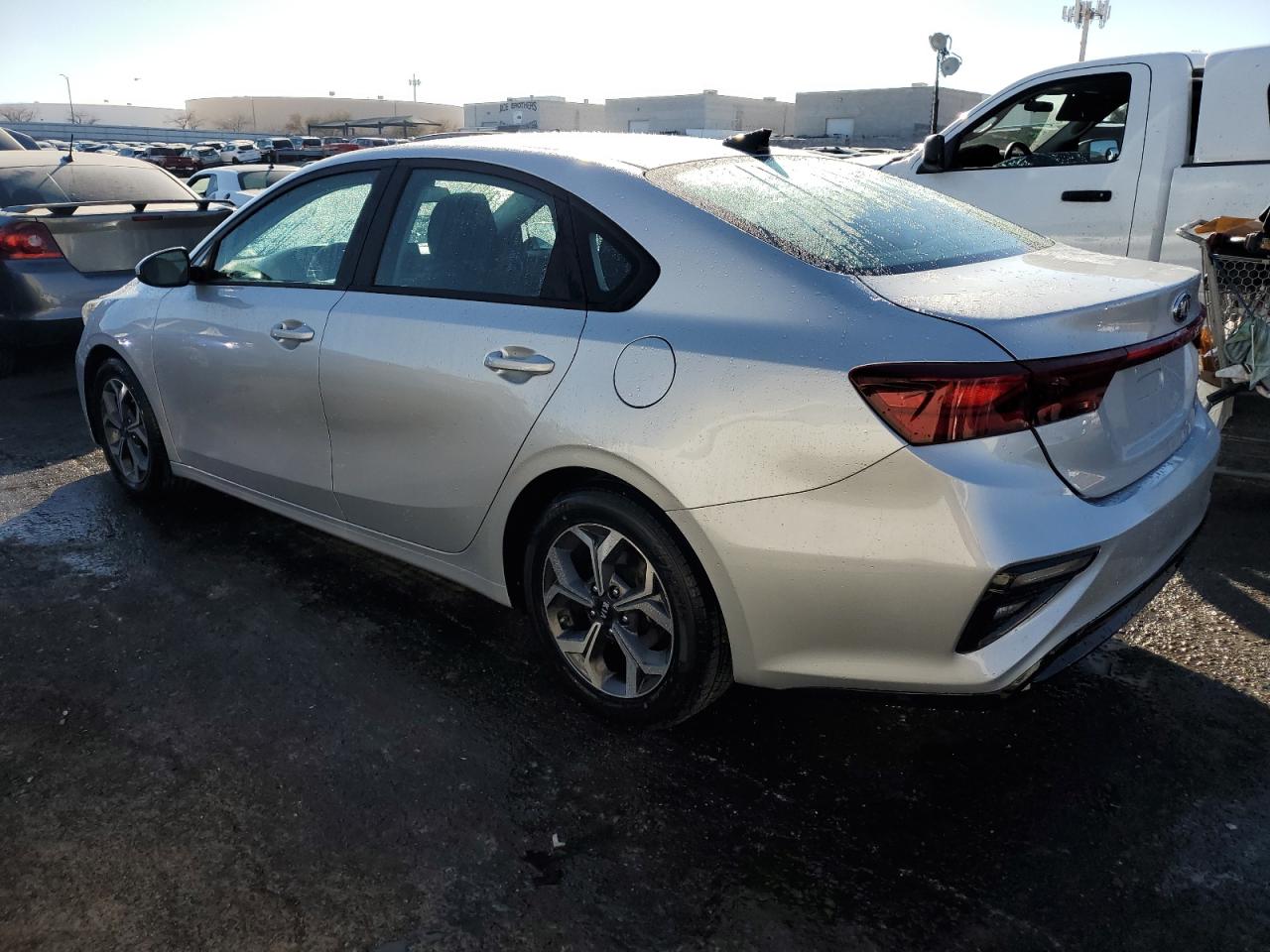 2020 Kia Forte - Image 2