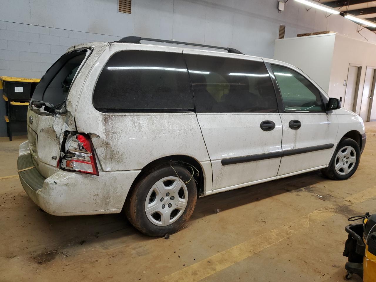 2007 Ford Freestar - Image 3