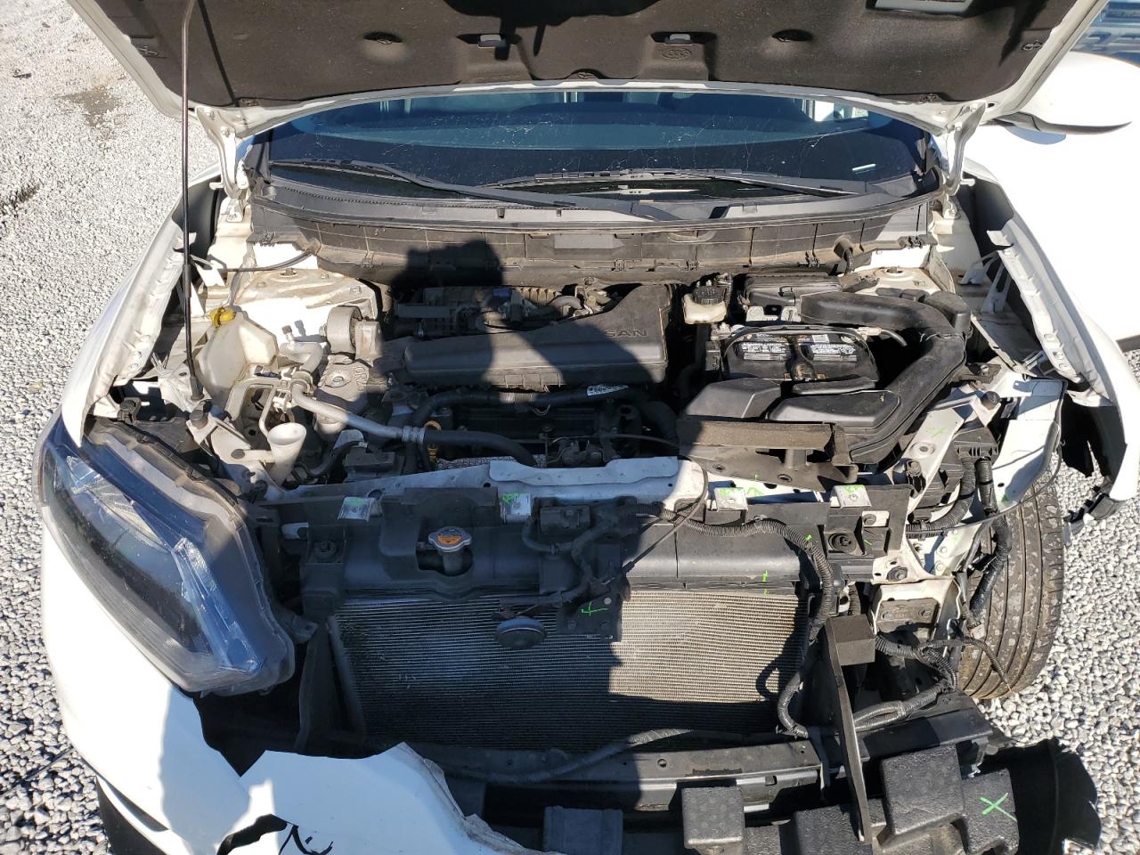 2016 Nissan Rogue - Image 12