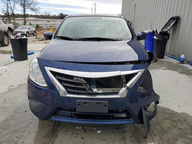  NISSAN VERSA 2019 Синий