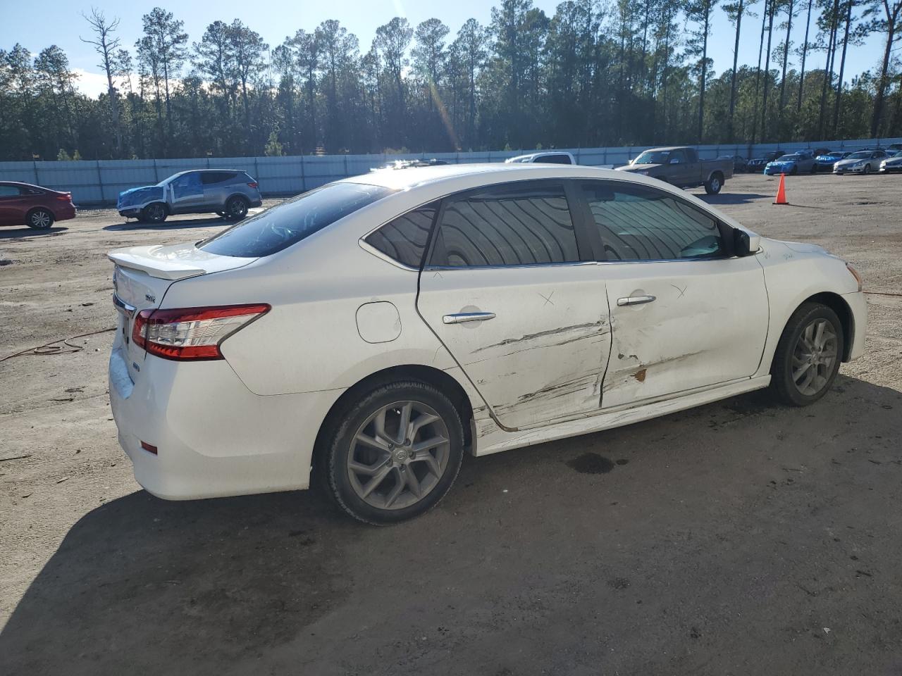 2014 Nissan Sentra - Image 3