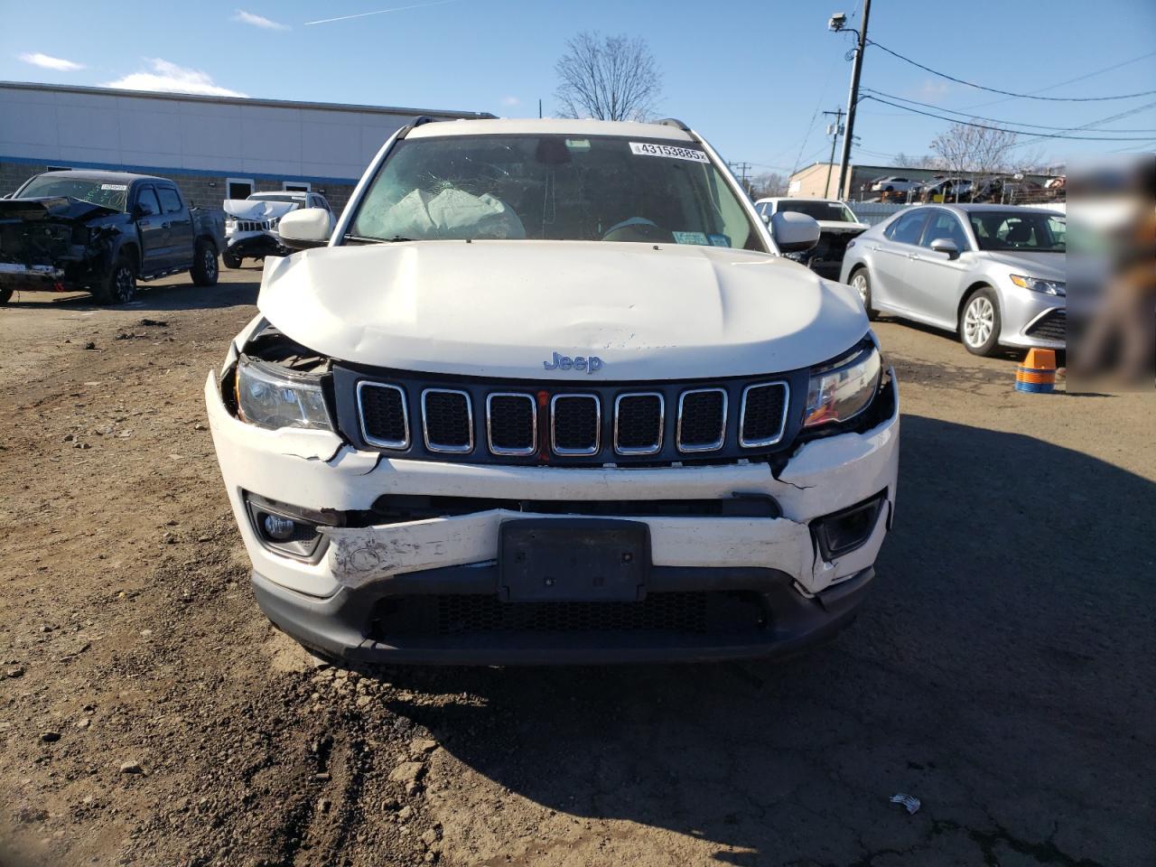 2018 Jeep Compass - Image 5