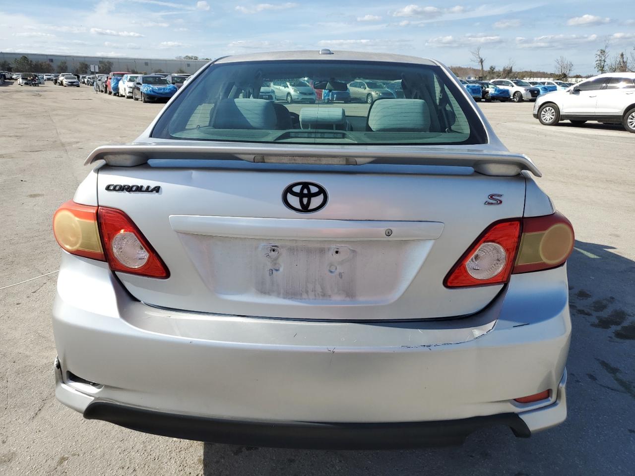 2010 Toyota Corolla - Image 6