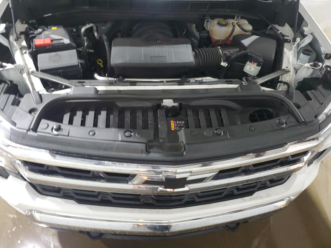 2023 Chevrolet Silverado - Image 11