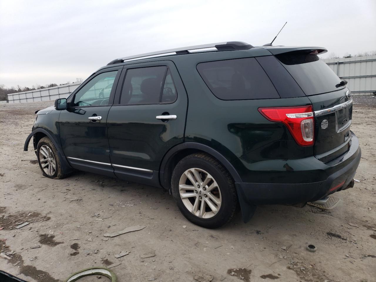 2013 Ford Explorer - Image 2