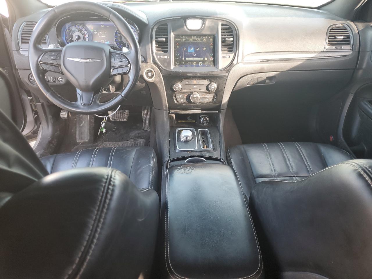 2016 Chrysler 300 - Image 8