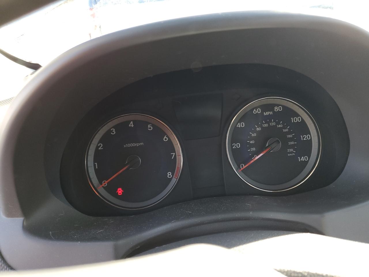 2015 Hyundai Accent - Image 9