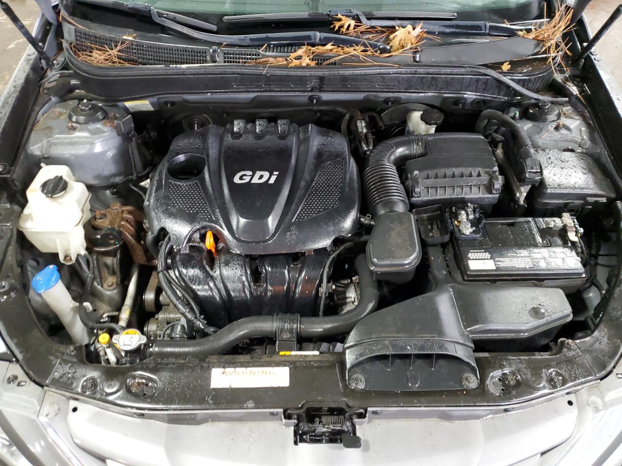 2013 Hyundai Sonata - Image 11