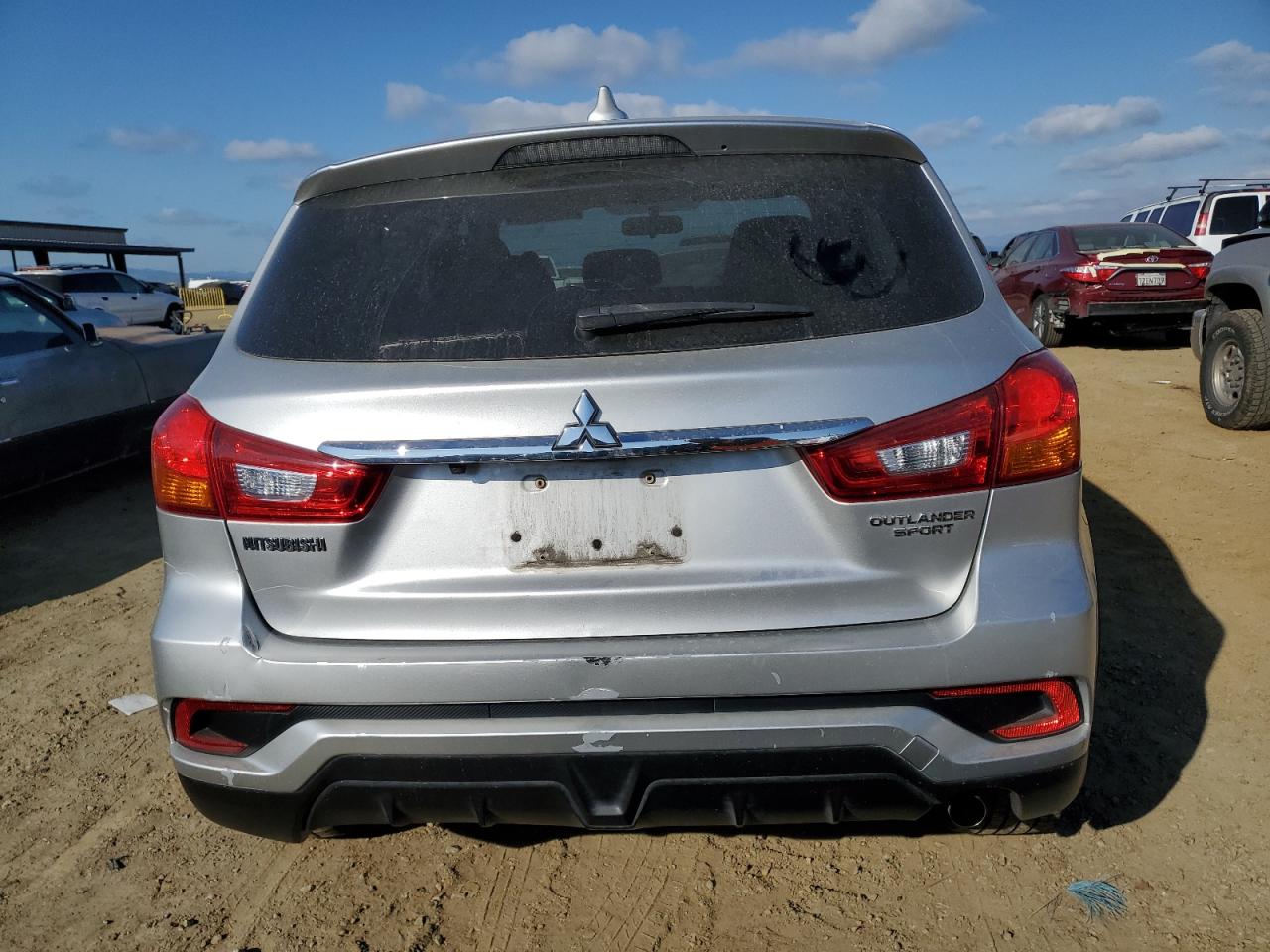 2018 Mitsubishi Outlander Sport Es VIN: JA4AP3AU4JU021411 Lot: 43193495