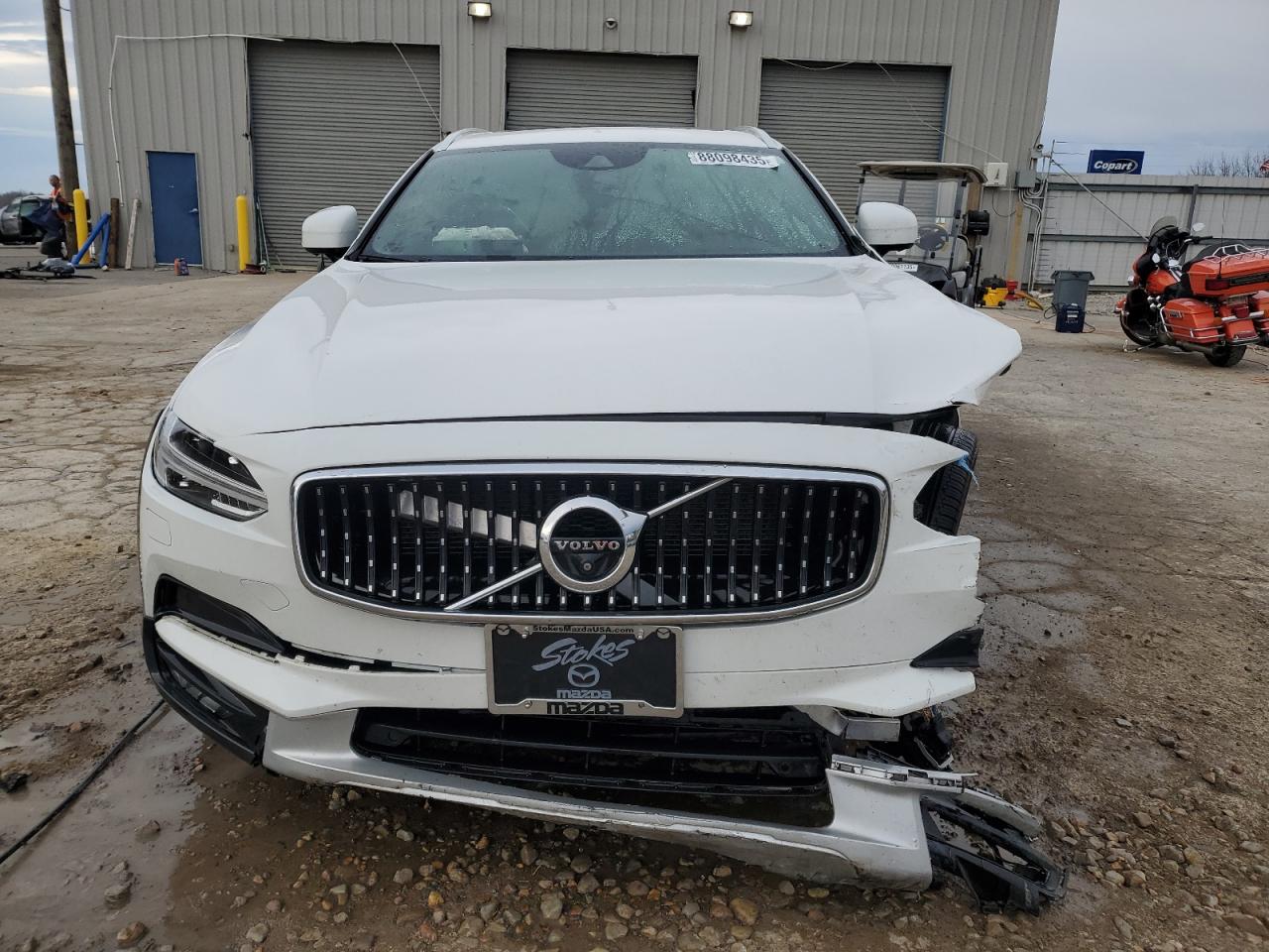2018 Volvo V90 - Image 5