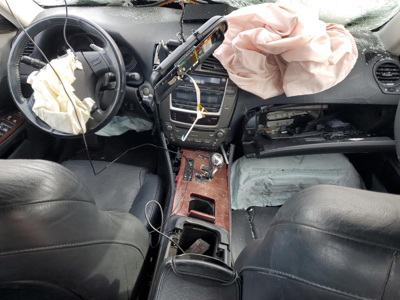 2006 Lexus IS - Image 8