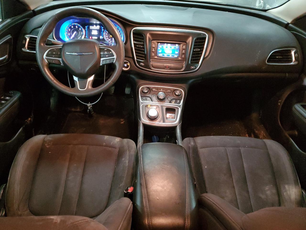 2015 Chrysler 200 - Image 8
