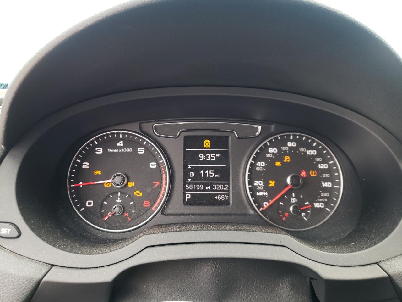 2016 Audi Q3 - Image 9