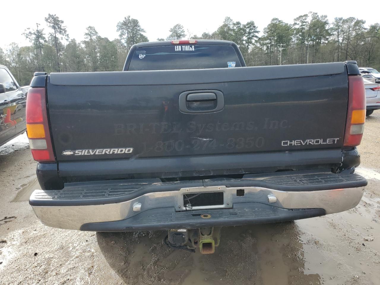 2001 Chevrolet Silverado - Image 6