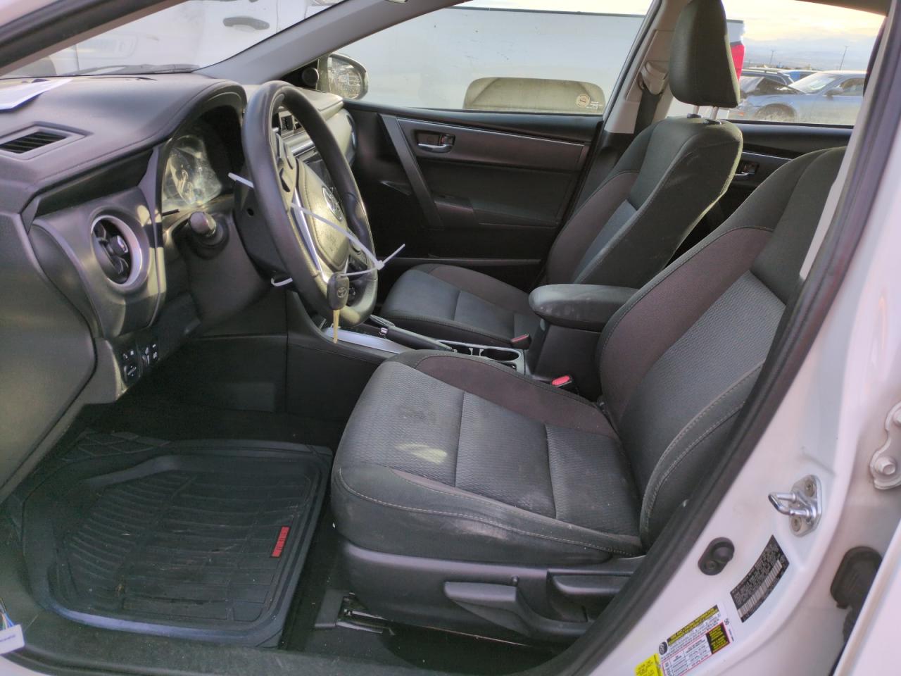 2018 Toyota Corolla L VIN: 2T1BURHE0JC104707 Lot: 88170885