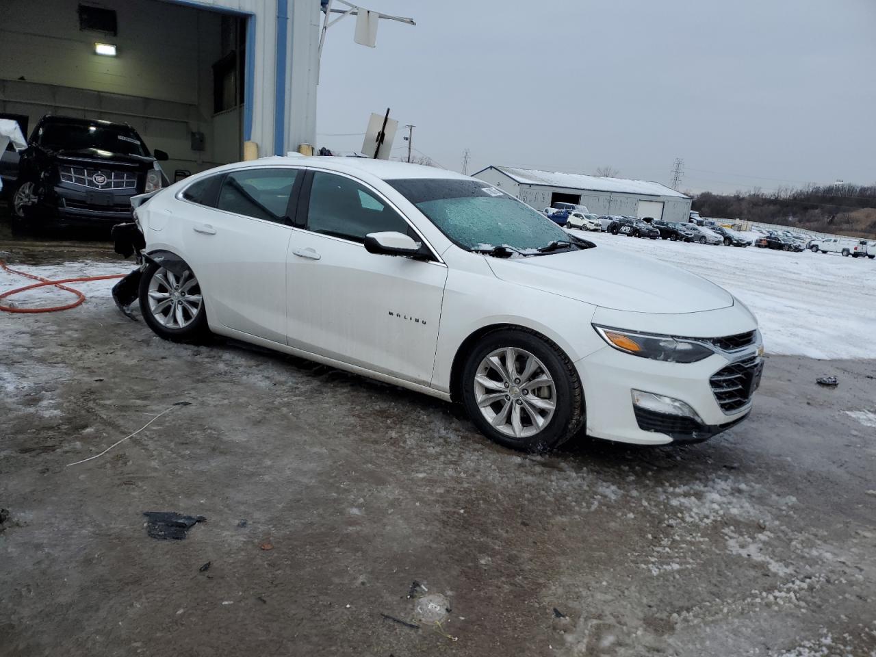 2019 Chevrolet Malibu - Image 4