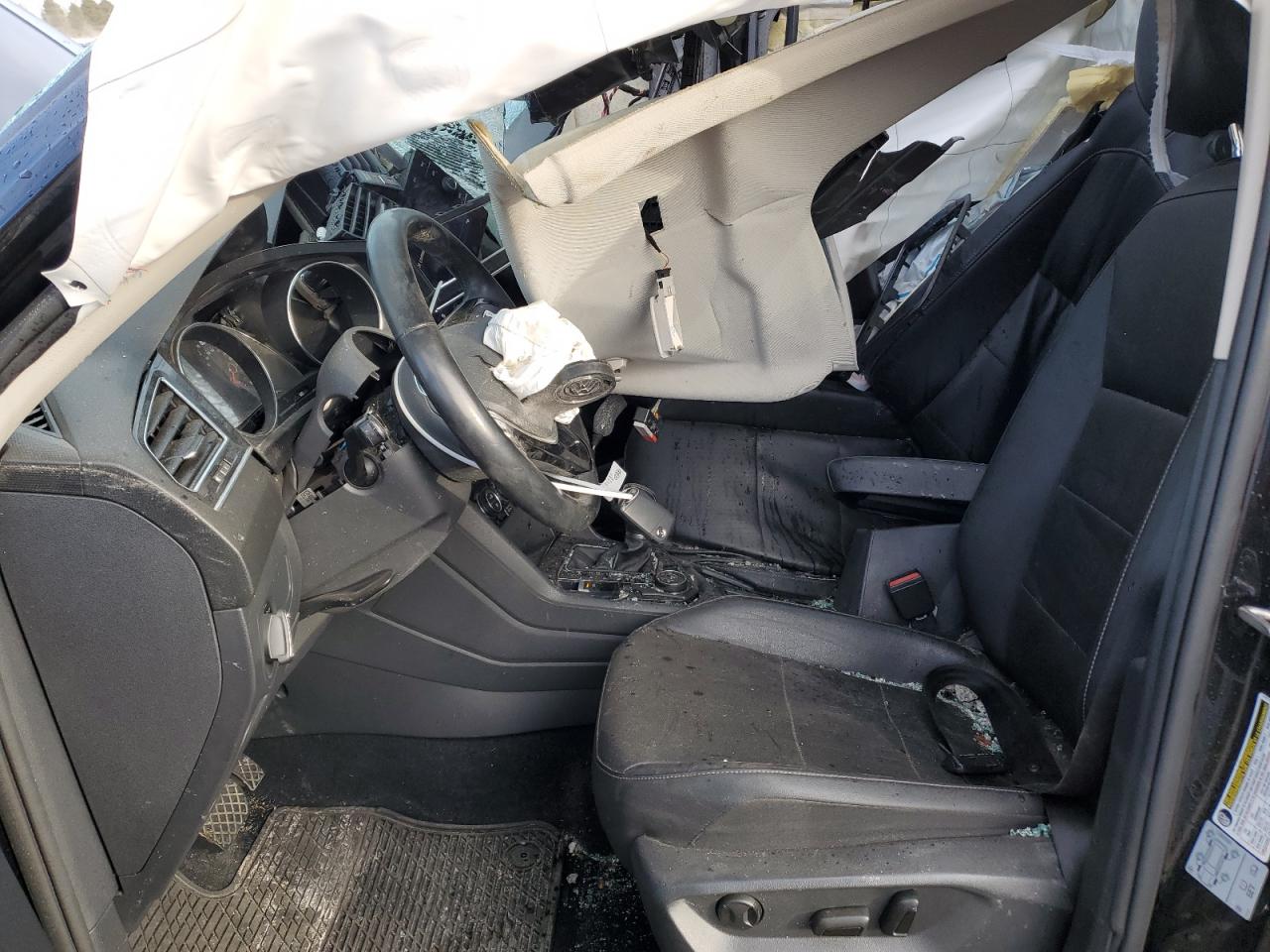 2018 Volkswagen Tiguan - Image 7