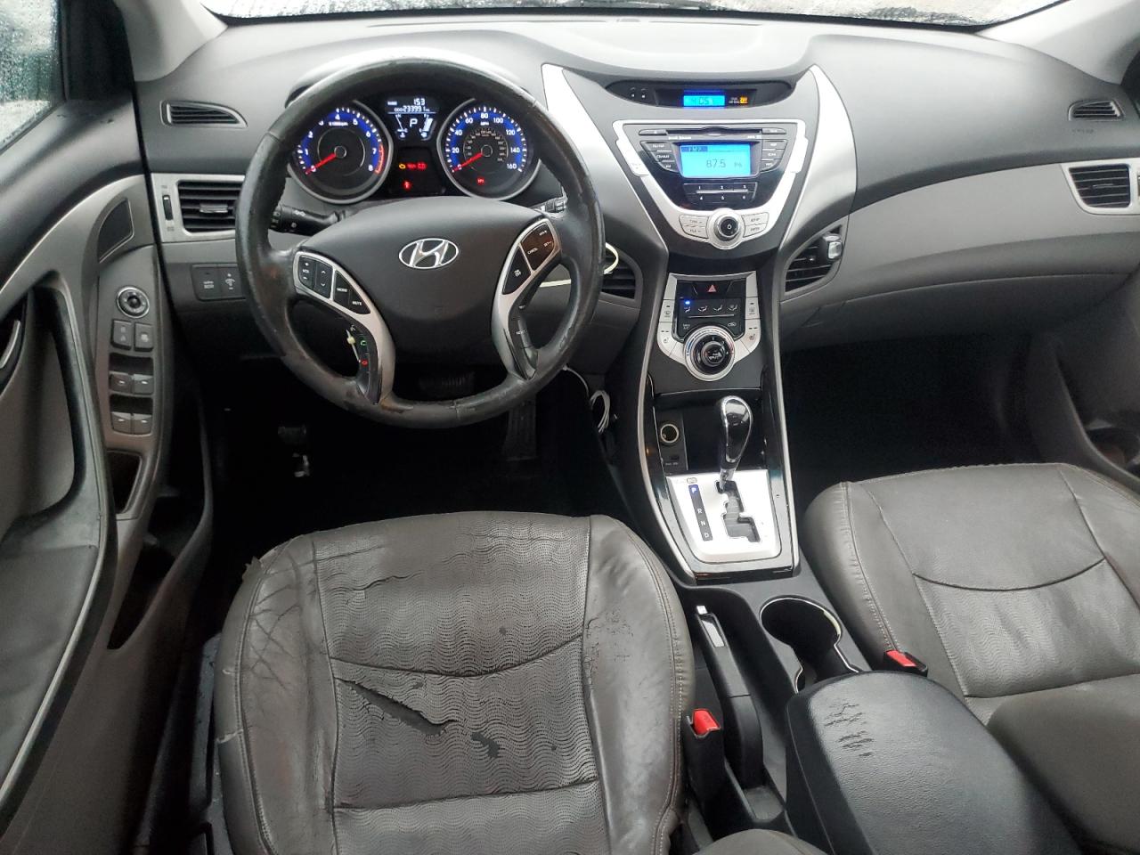 2012 Hyundai Elantra - Image 8