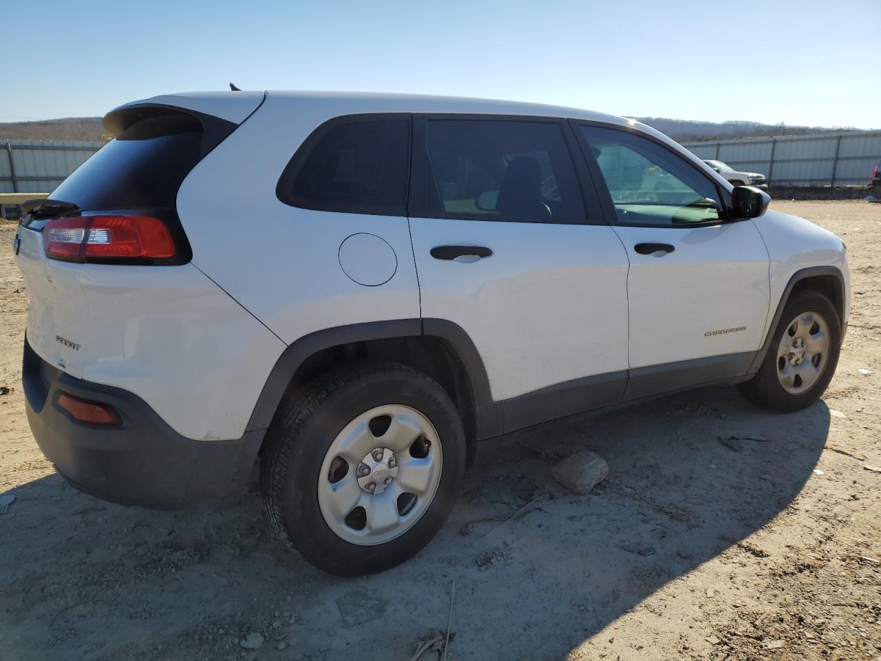 2016 Jeep Grand Cherokee - Image 3