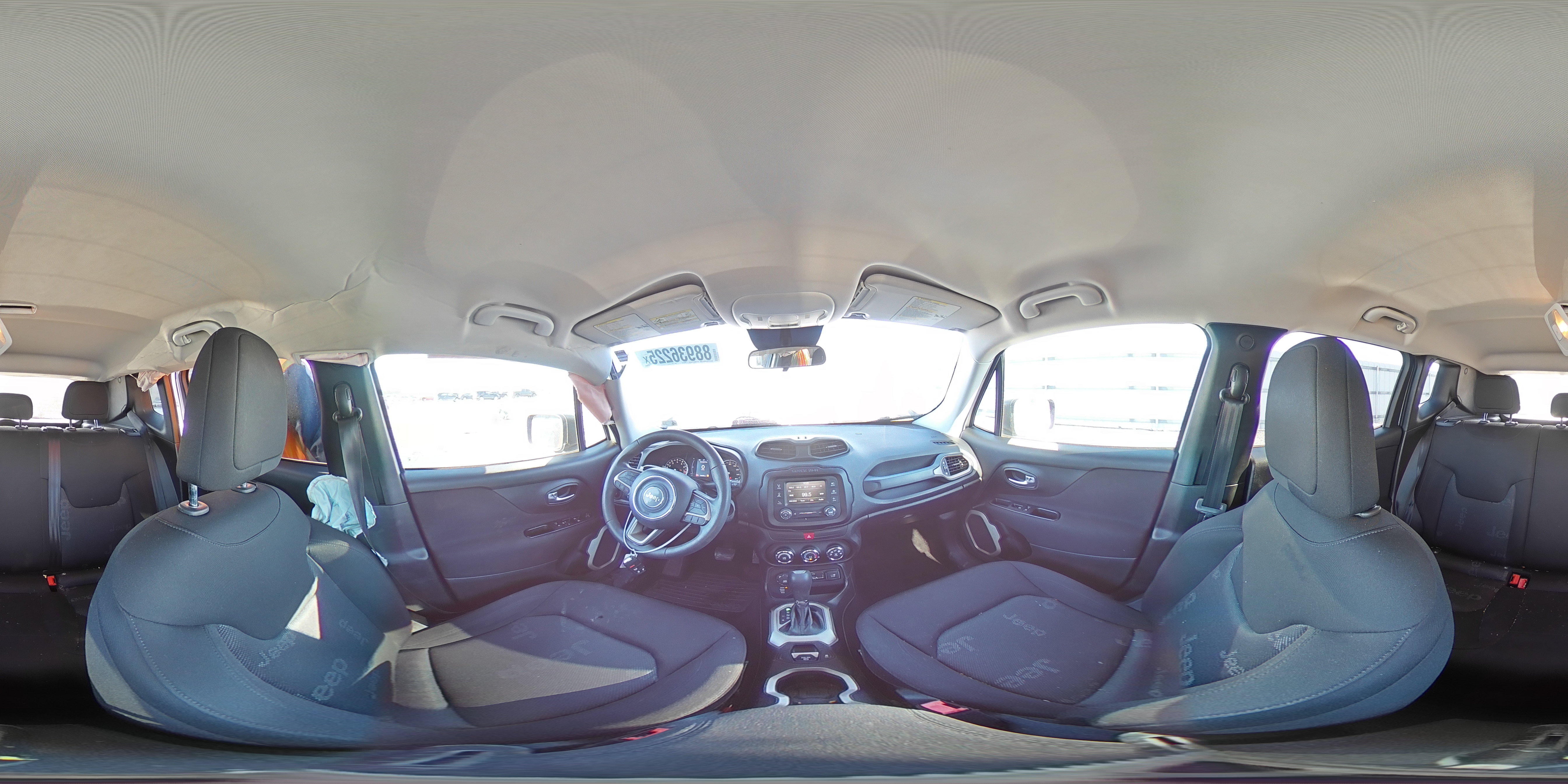 2017 Jeep Renegade - Image 14