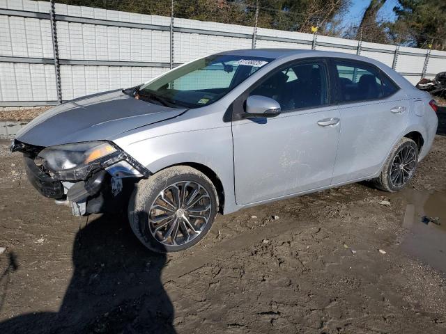 Sedans TOYOTA COROLLA 2016 Srebrny