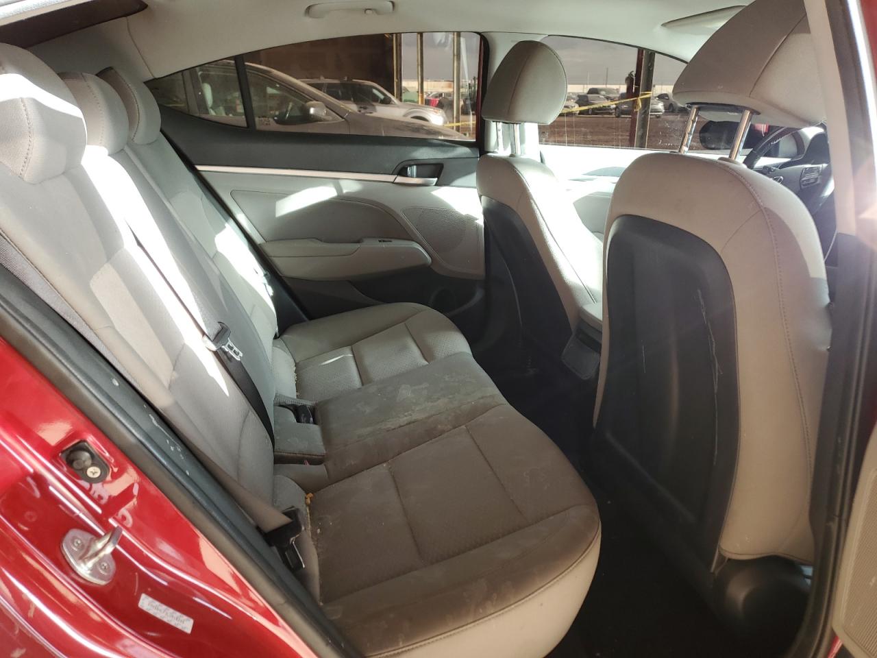 2020 Hyundai Elantra - Image 10