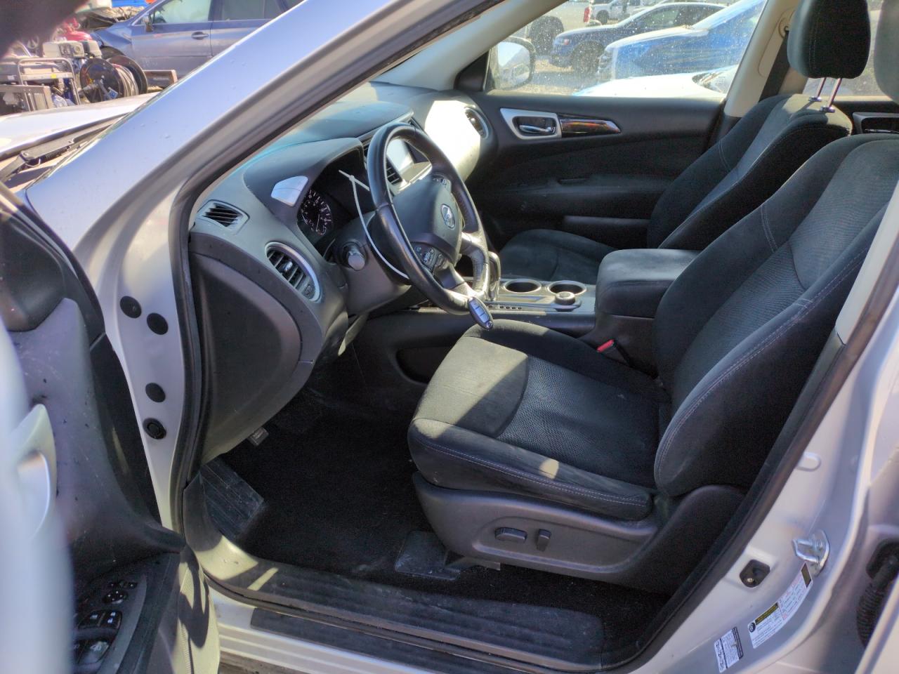 2013 Nissan Pathfinder - Image 7