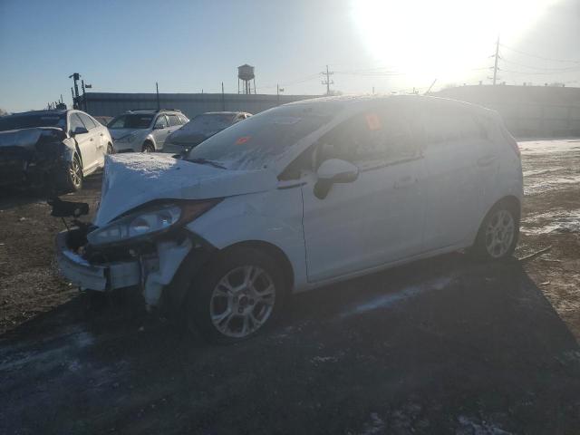 Хэтчбеки FORD FIESTA 2015 Белый