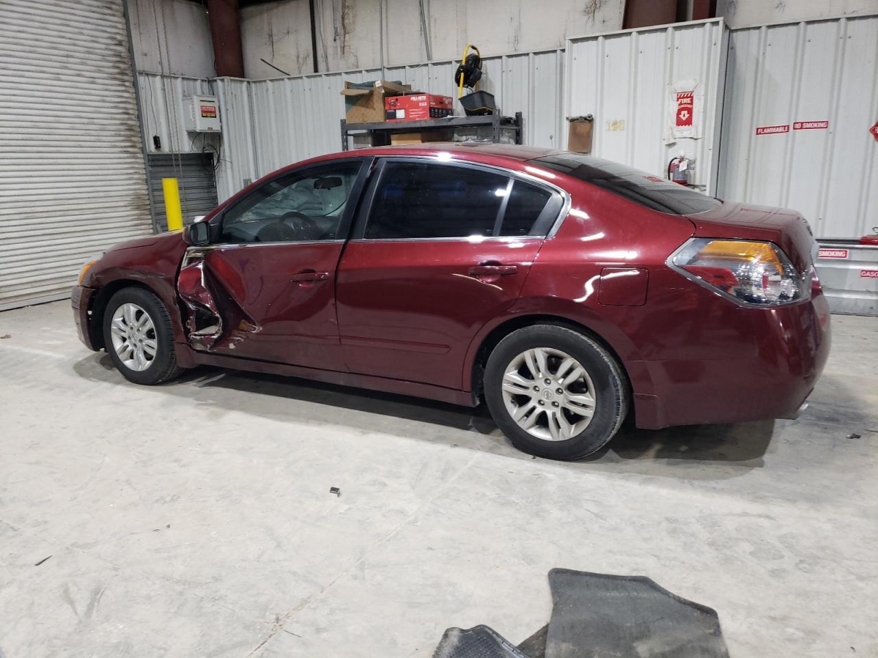 2012 Nissan Altima - Image 2