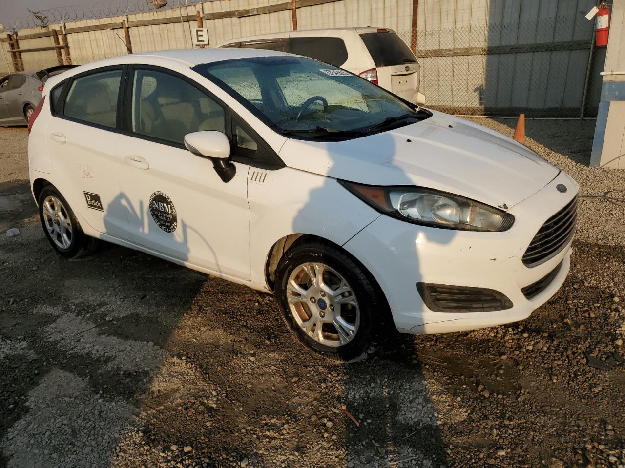 VIN 3FADP4EJ9GM101072 2016 FORD FIESTA no.4