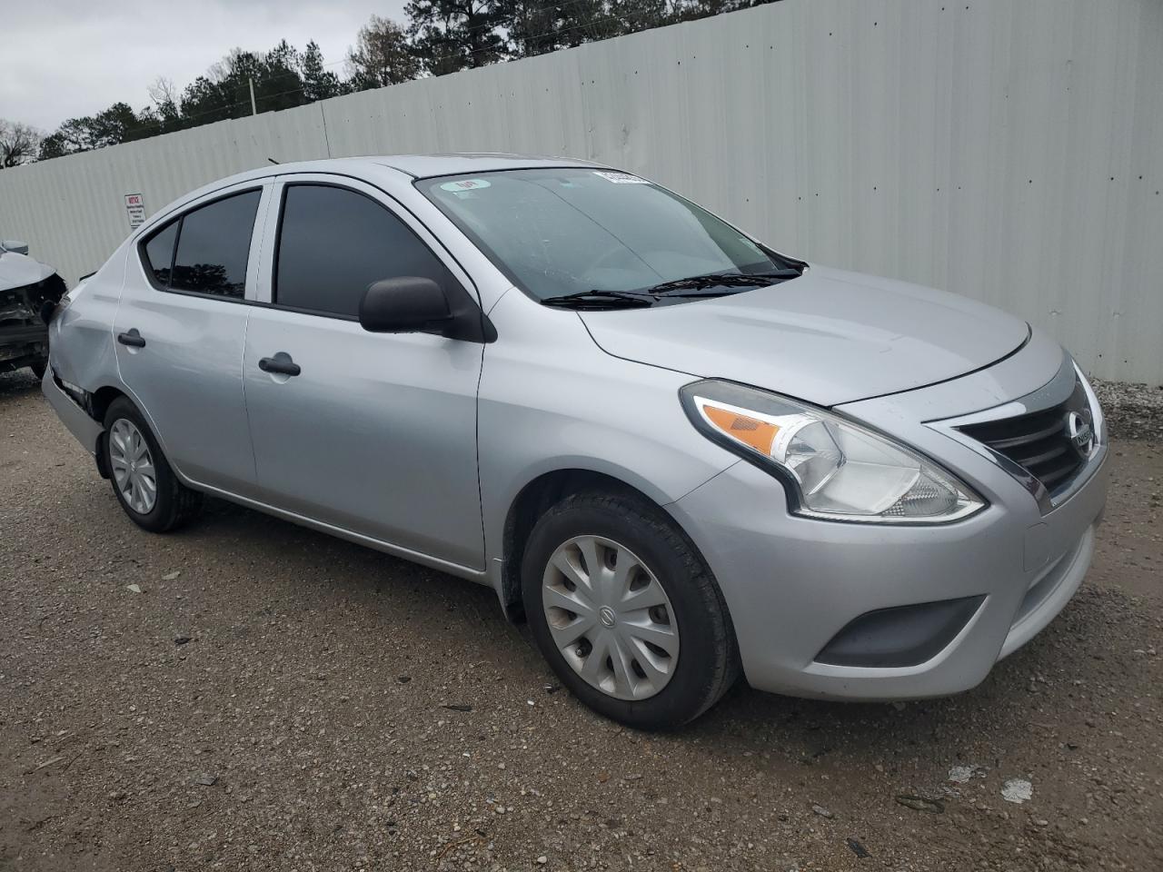2015 Nissan Versa - Image 4
