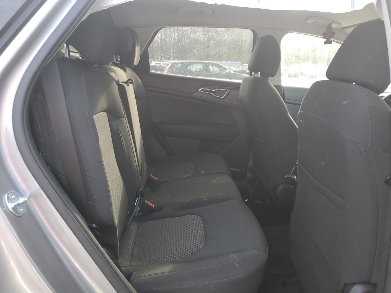 2023 Kia Sportage - Image 10
